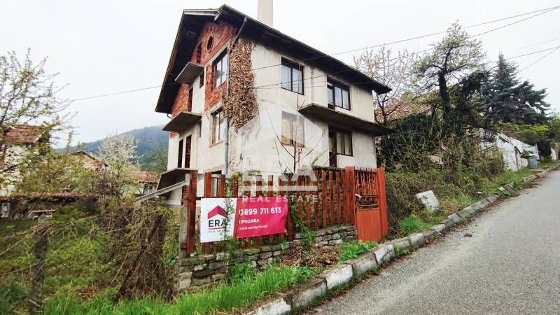 Многофамилна къща в гр. Сапарева баня