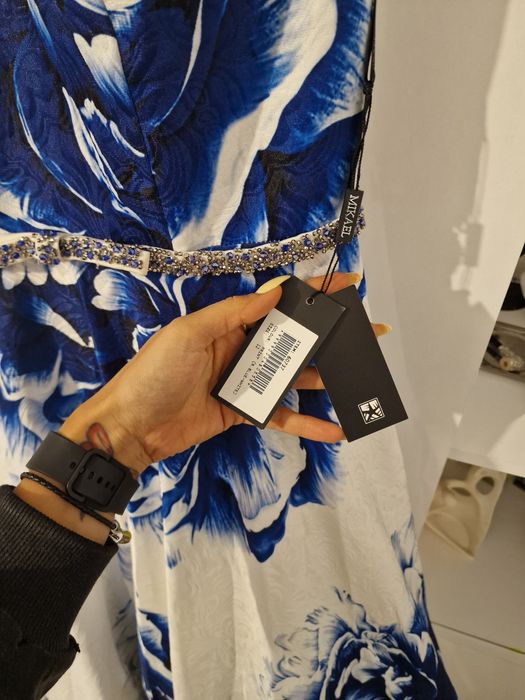 Vand rochie ocazie