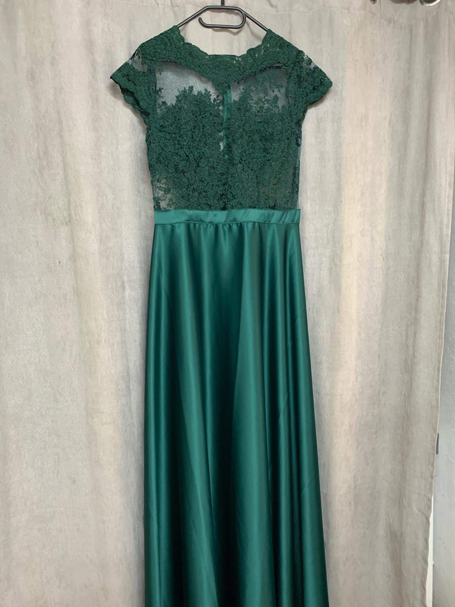 Rochie lunga verde smarald