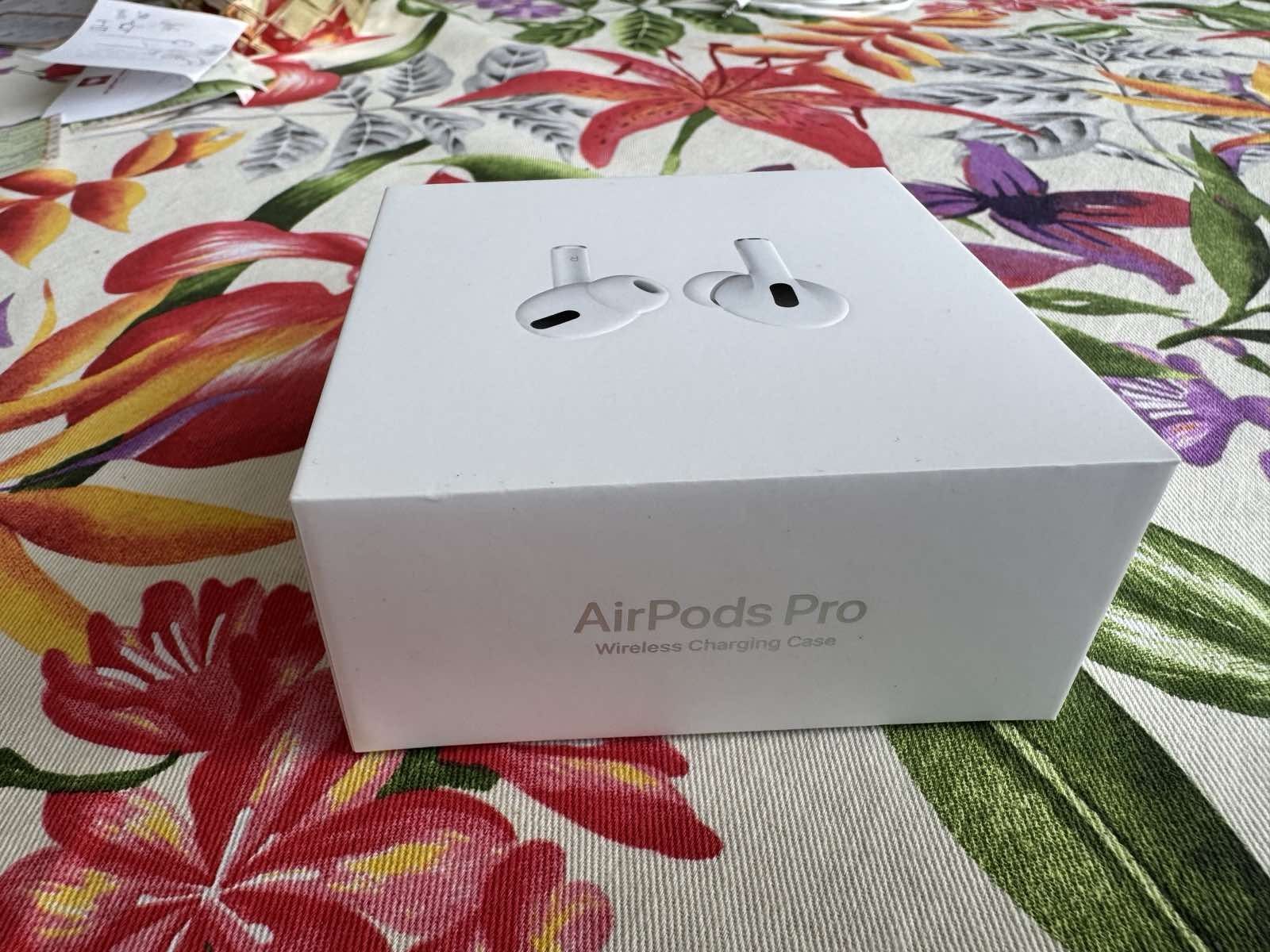 Apple - AirPods Pro 2