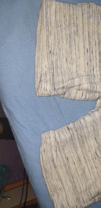 Vand pantaloni scurti zara