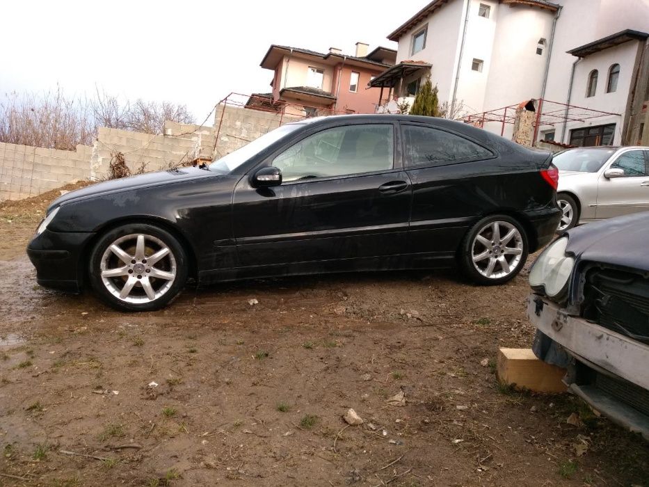 На части Mercedes C 200 sport cupe