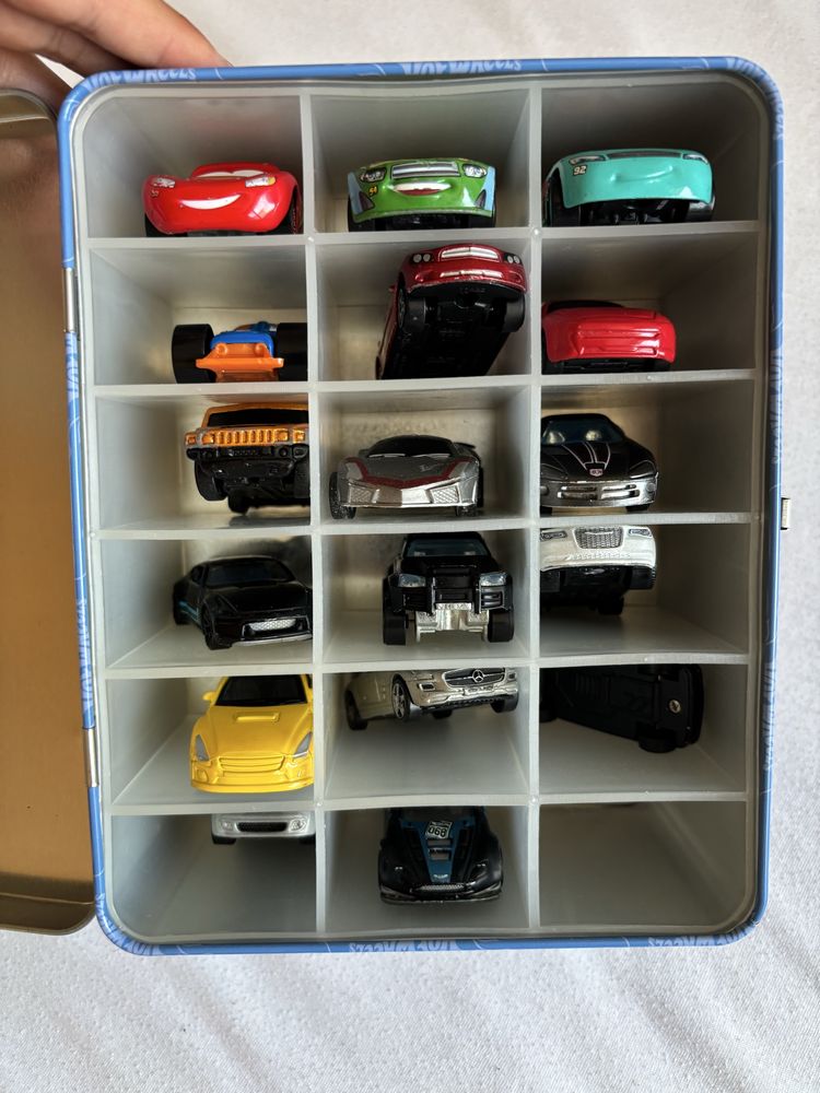 Hot wheels колички
