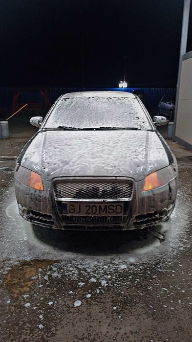 Audi A4 1.9tdi an 2007 pachet S line