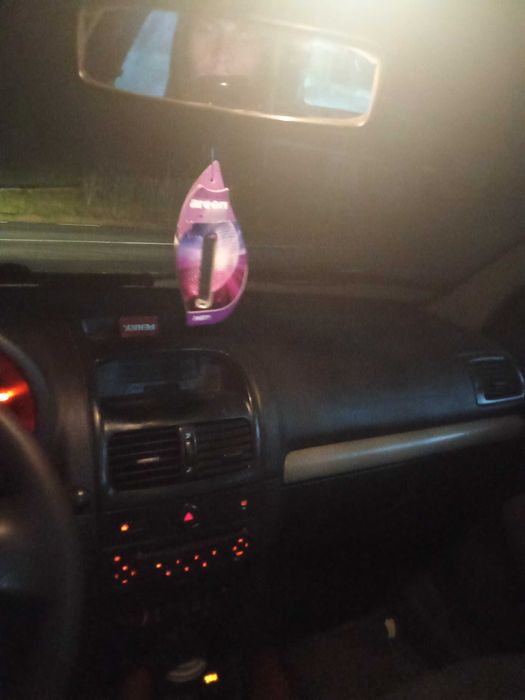 Vand Renault Clio 2 1.2 benzină