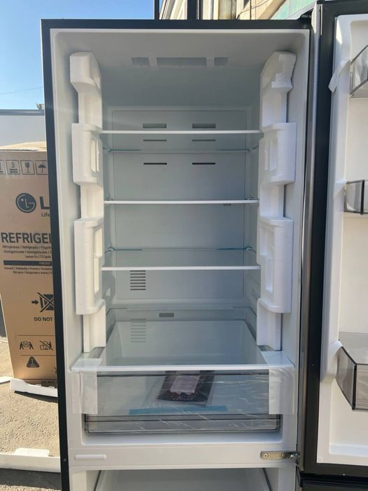 Холодильник ZIFFLER 409 литров 185 см