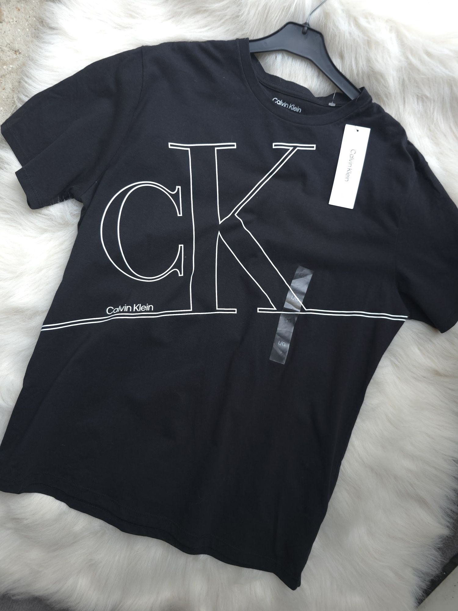 Мъжка тениска Calvin Klein оригинал размер L