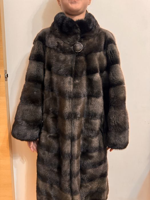 Продам норковую шубу