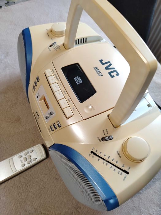 Radio casetofon MP3 jvc