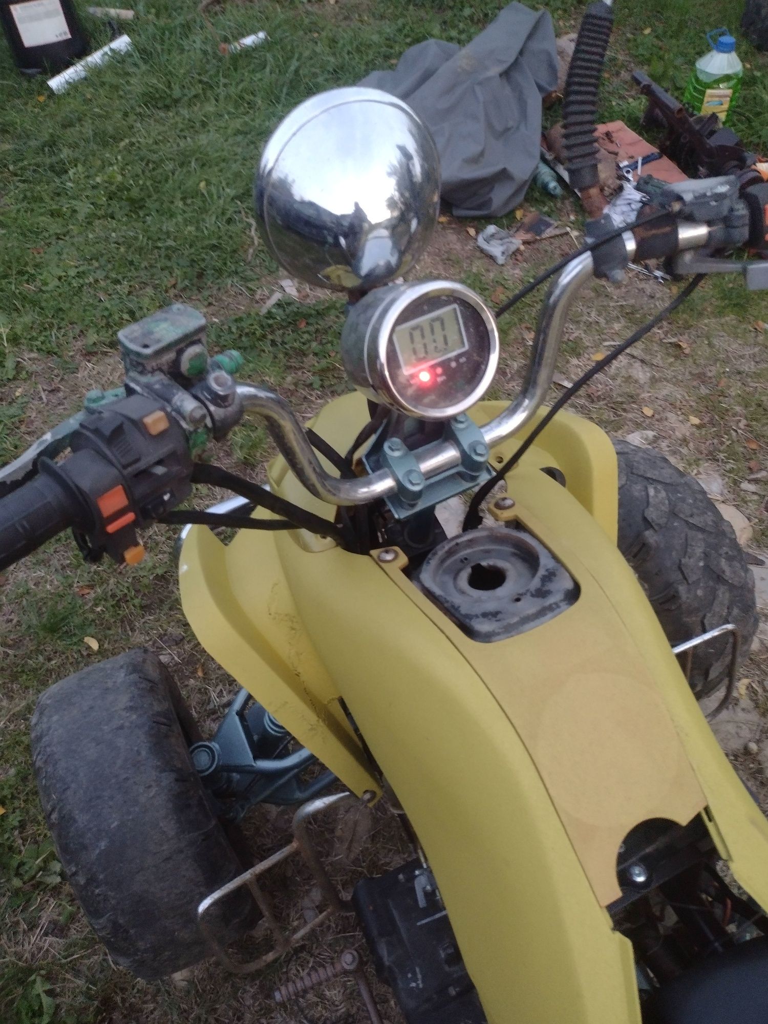 Vând ATV motor de 200cc