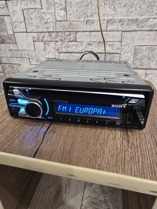 Магнитола оригинальная Sony