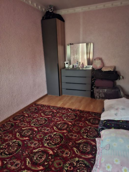 Chilonzor xalqaro jurnalistika fakultetini yonida kvartira