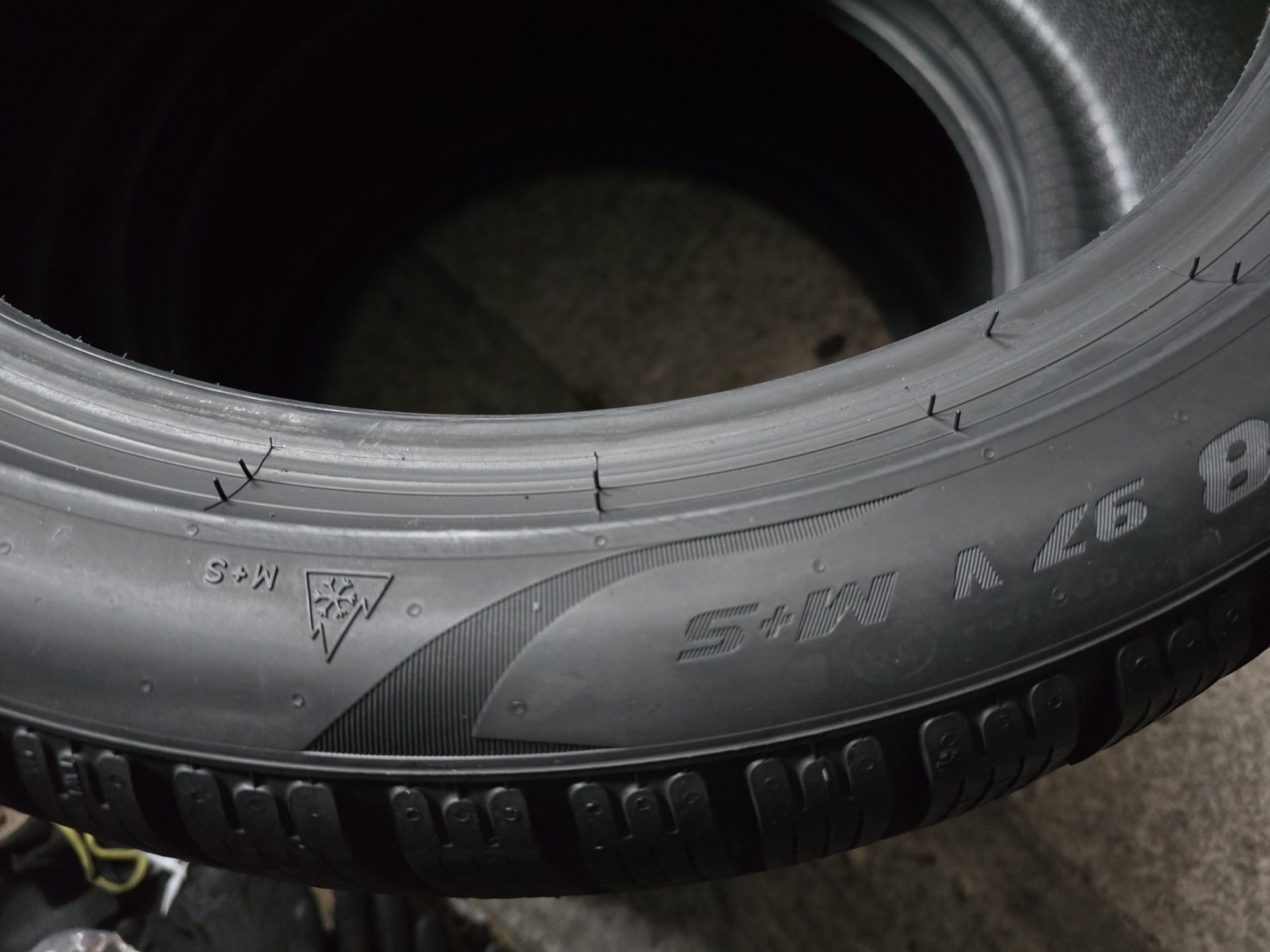 Pirelli 245/40 R18 97V MS iarnă
