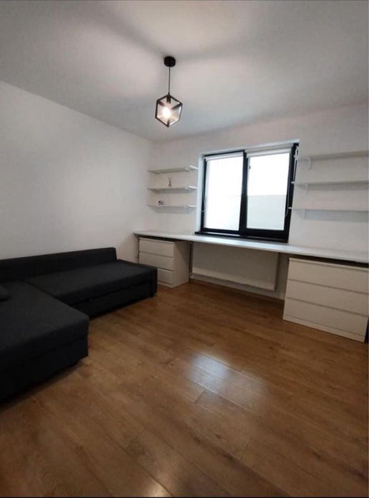Inchiriez apartament cu 1 camera