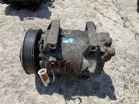Compresor de clima 2.4 Diesel/2.4 Benzina VOLVO S60 S80 V70 XC70 XC90 2001-2005 8708581