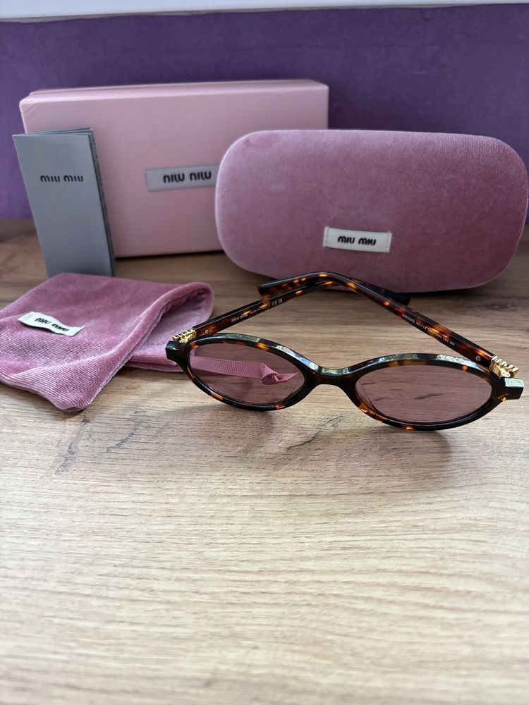 Слънчеви очила Miu Miu