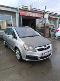 Opel Zafira 2.2i