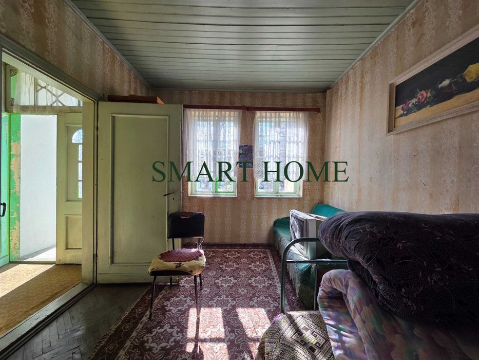 Едноетажна къща
Едноетажна къща в с. Ресен!