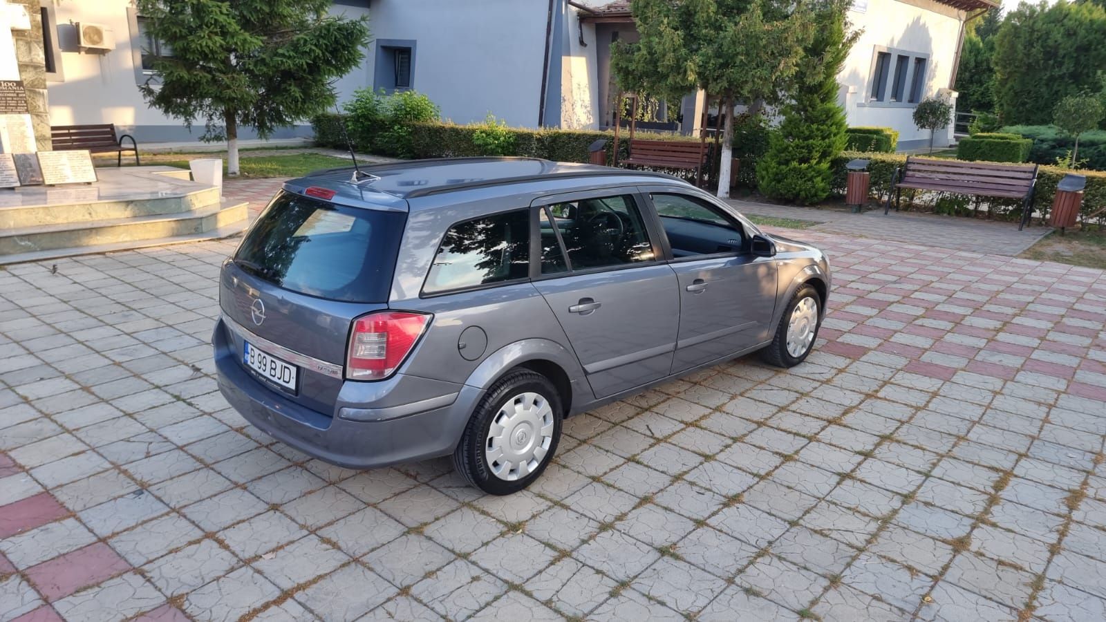 Vând Opel Astra H 1.7 diesel