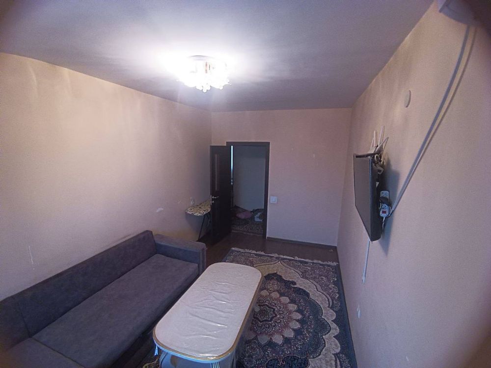 Срочно Продается квартира 3/7/7 Адрес: Янги хайот  ор-р:Simma Hotel