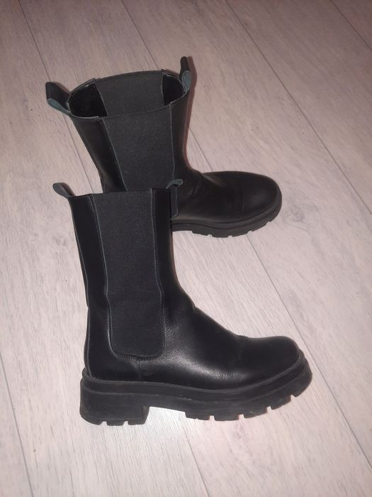 Италия L'estroza 39/40 дёщ отдаю