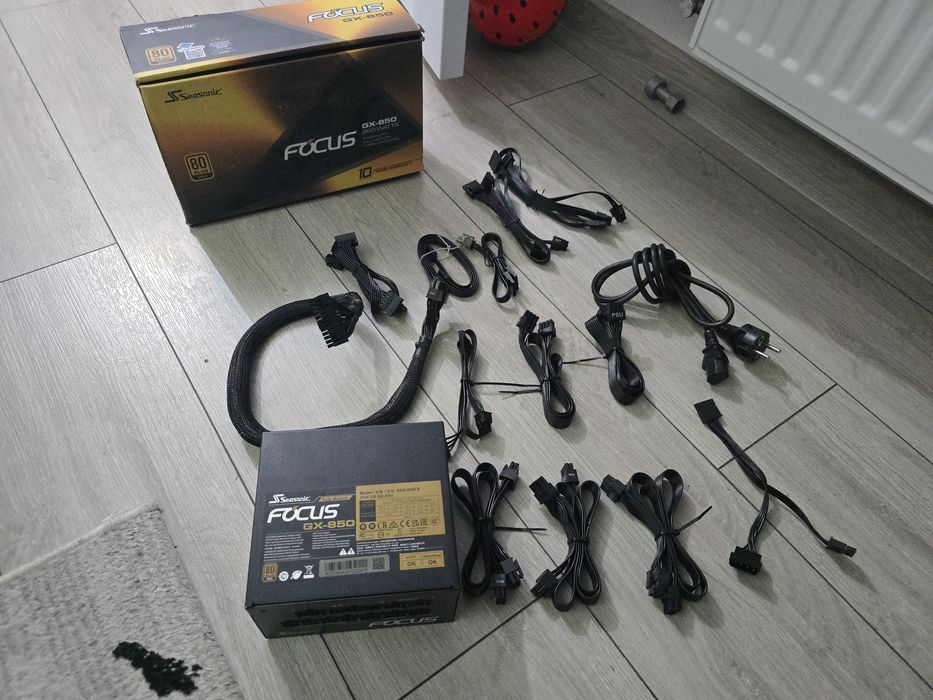 Sursa Seasonic 850W, FOCUS GX Series, 80 PLUS Gold, Full modulara