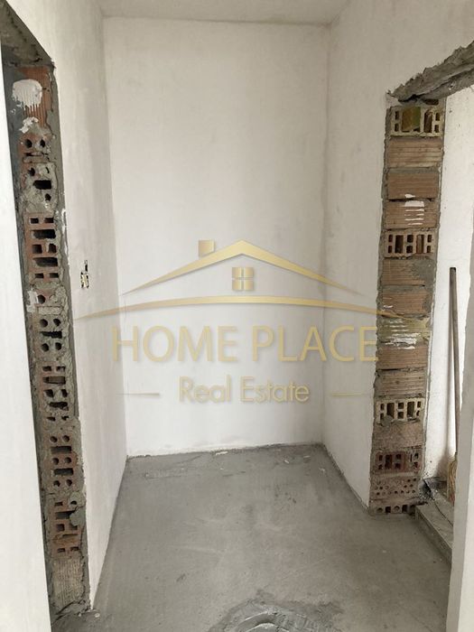 Продава се Тристаен апартамент в Варна, Зимно кино Тракия - 166 кв.м за 874 €/кв.м - Снимка #10