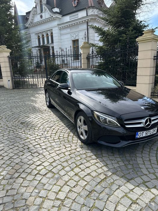 Mercedes-benz  c180d