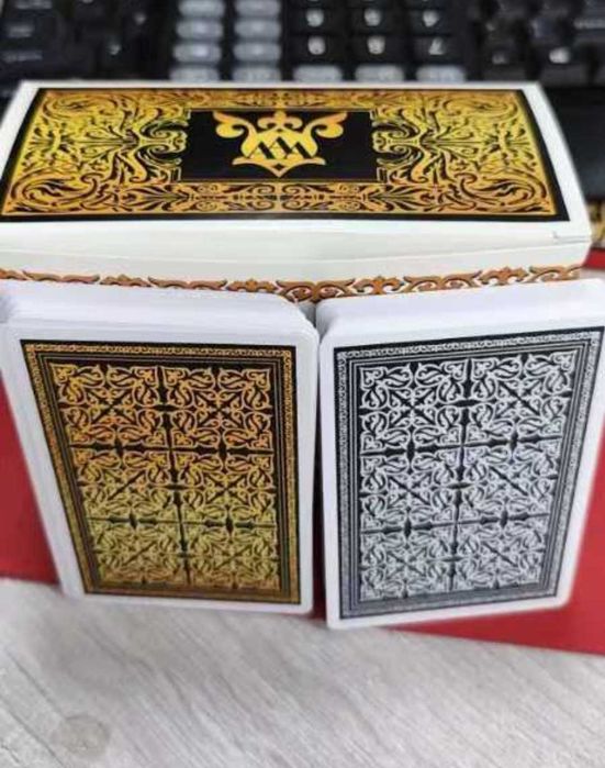 Карты игральные пластиковые