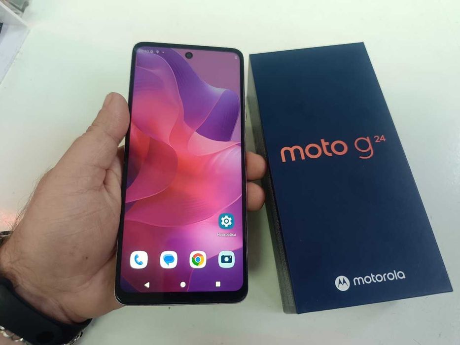Продам смартфон Motorola G24 в идеальном состоянии как новый 8/128Гб