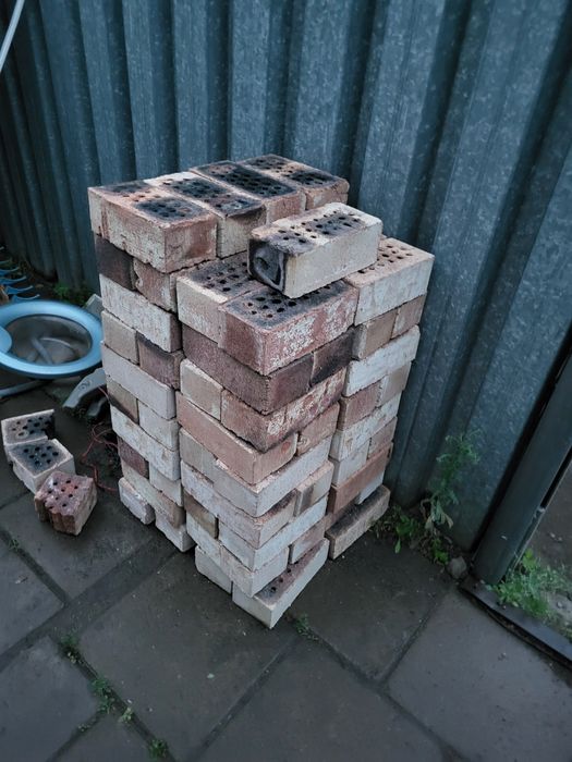 Продам кирпич экибастузскии