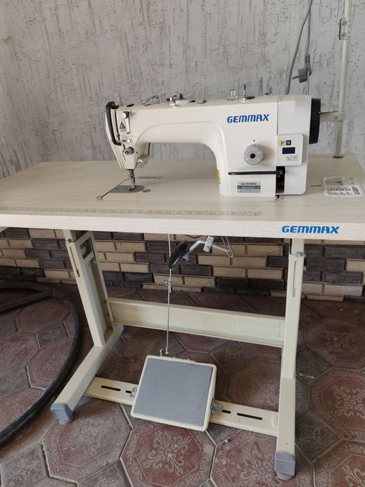 Швейная машина Gemmax