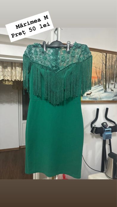 Rochie eleganta cu franjuri