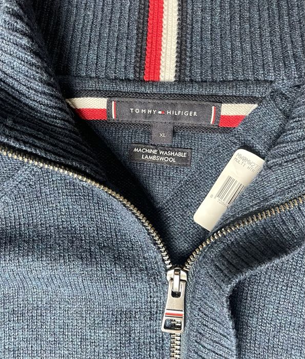 Tommy Hilfiger - Мъжки пуловер ( Овча Вълна 100%  ) / XL