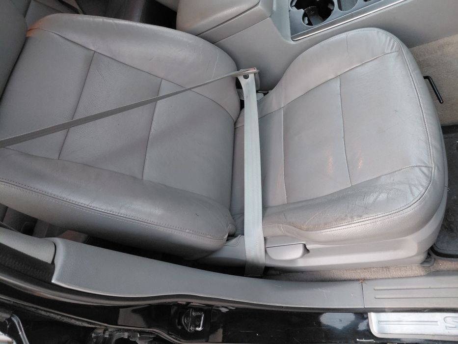 Kia Sorento 2.5 140кс