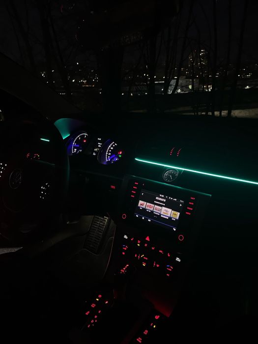 Lumini ambientale auto dinamice, acrilice, 18 piese cu aplicatie