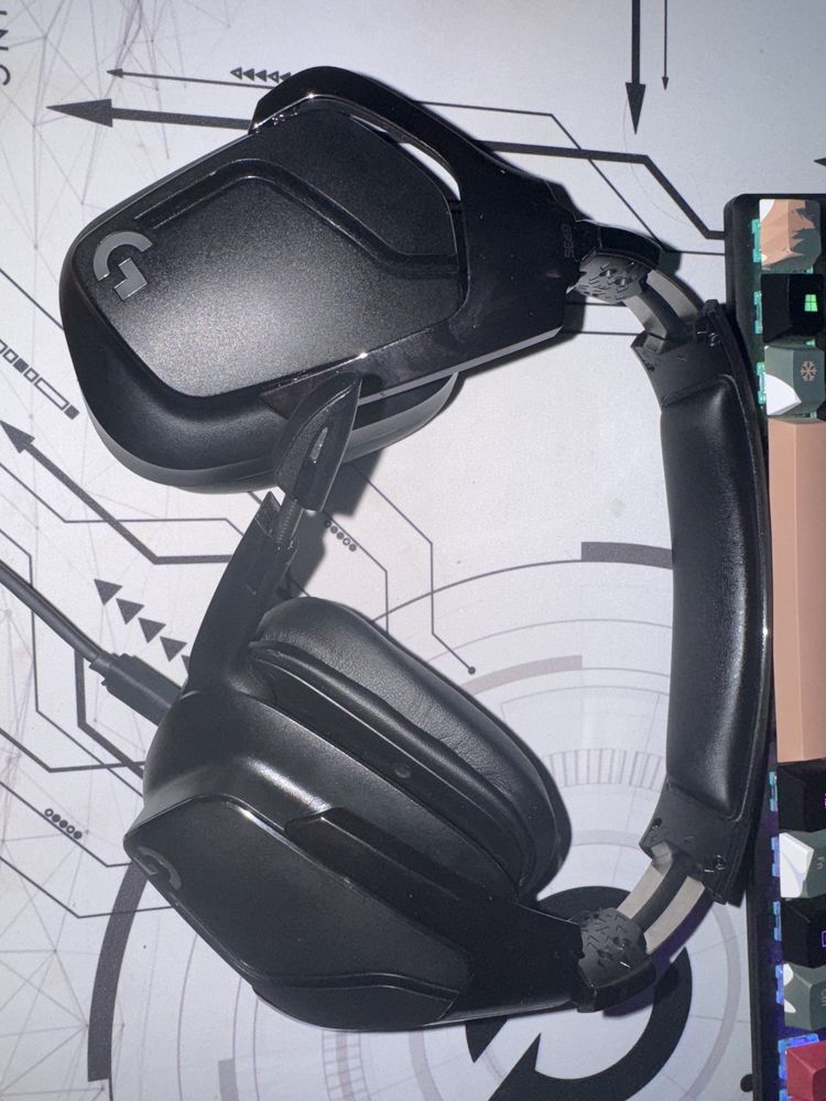 Casti logitech G935 RGB 7.1 surround wireless
