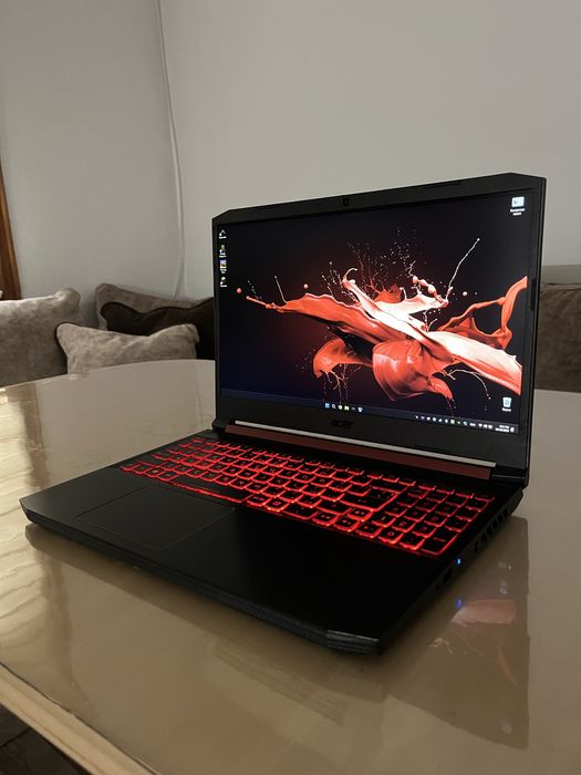 Геймърски лаптоп Acer Nitro 5