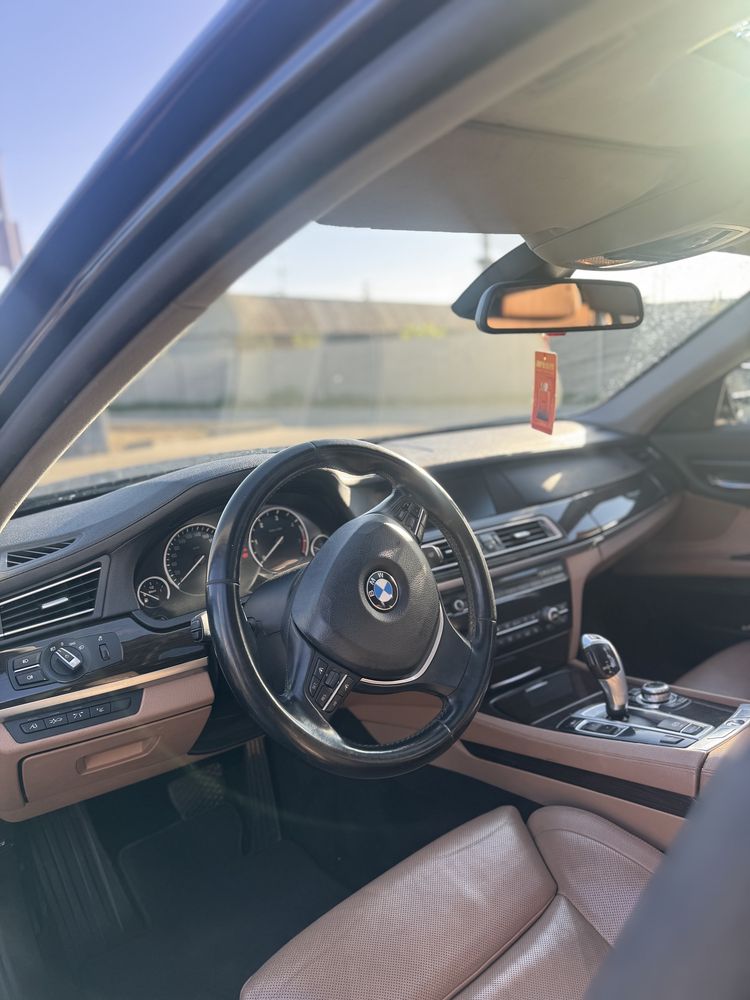 Bmw 730d impecabil.