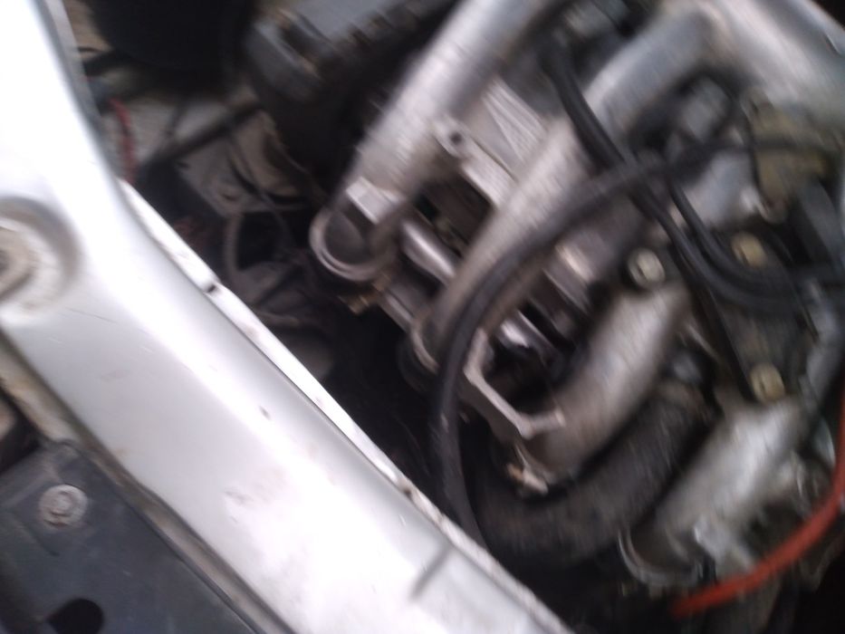 Срочно продаю машину 2112