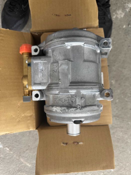 Vand compresor de clima VDL futura