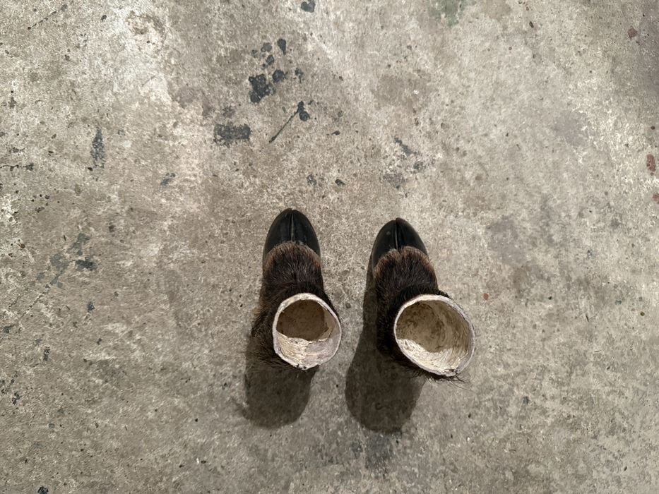 Продавам моливник