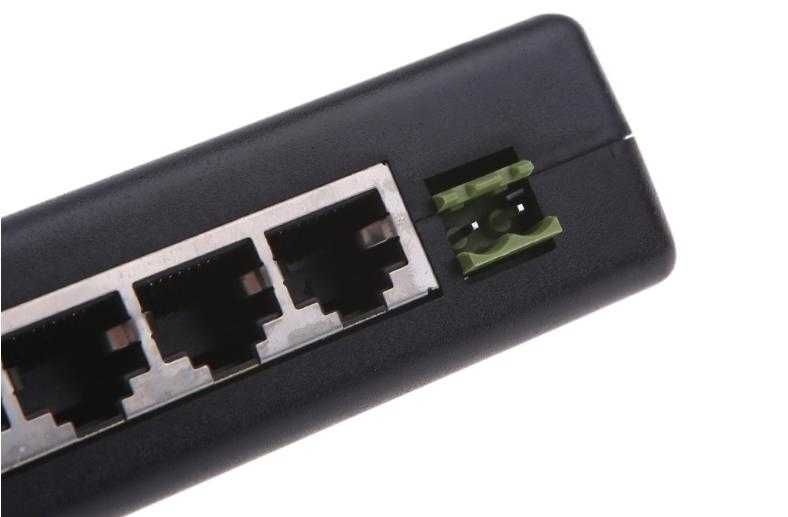 ФотоВолт 8Port Poe HUB Splitter Injector Мрежов Инжектор IP Камери NVR