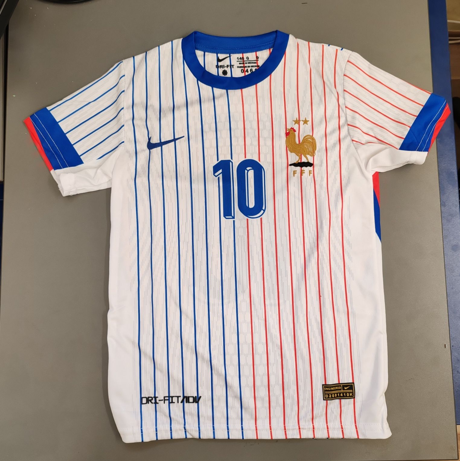 Футболни екипи Kylian Mbappe