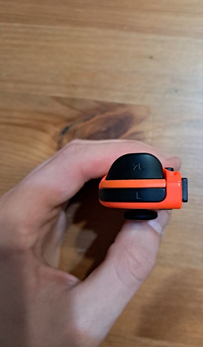 Nintendo Joy Con червен и син