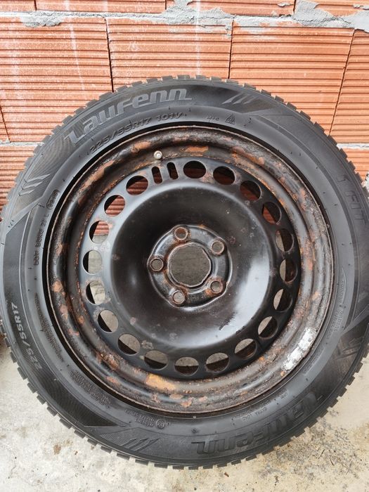 Гуми с подарък джанти и тасове за Opel Astra/Insignia