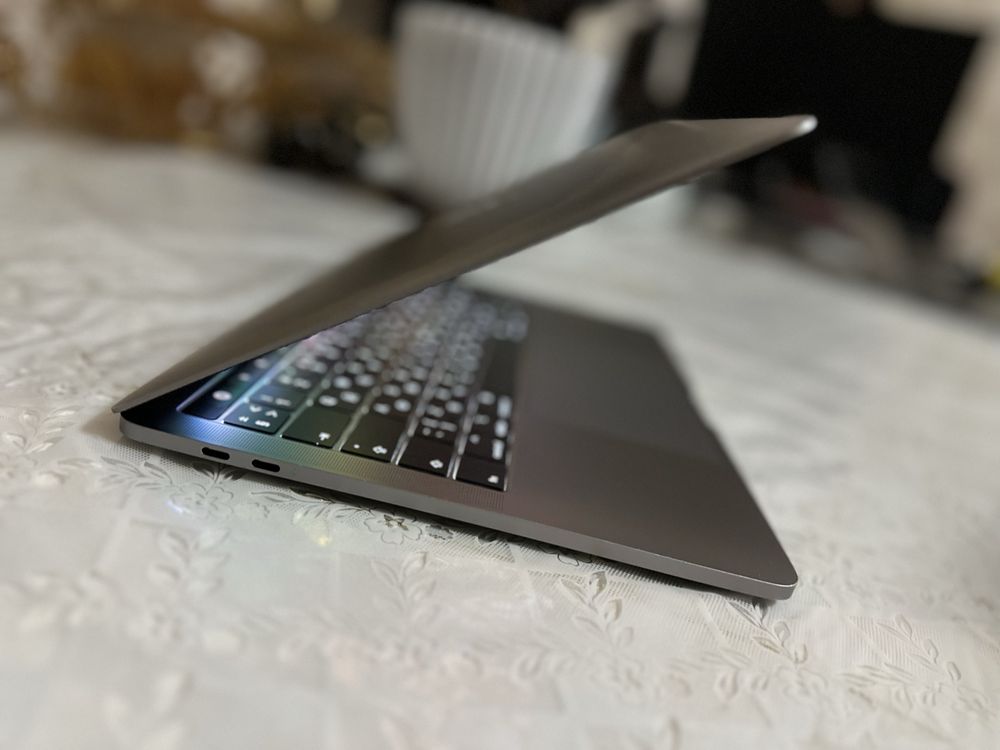 MacBook Pro 8/256