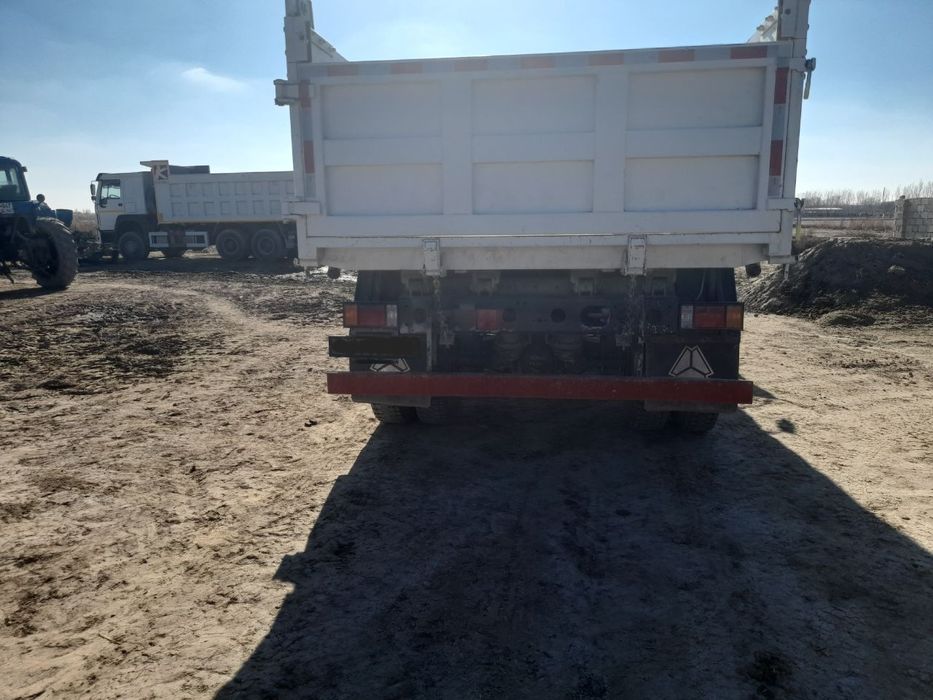 Самосвал HOWO (10тонн)