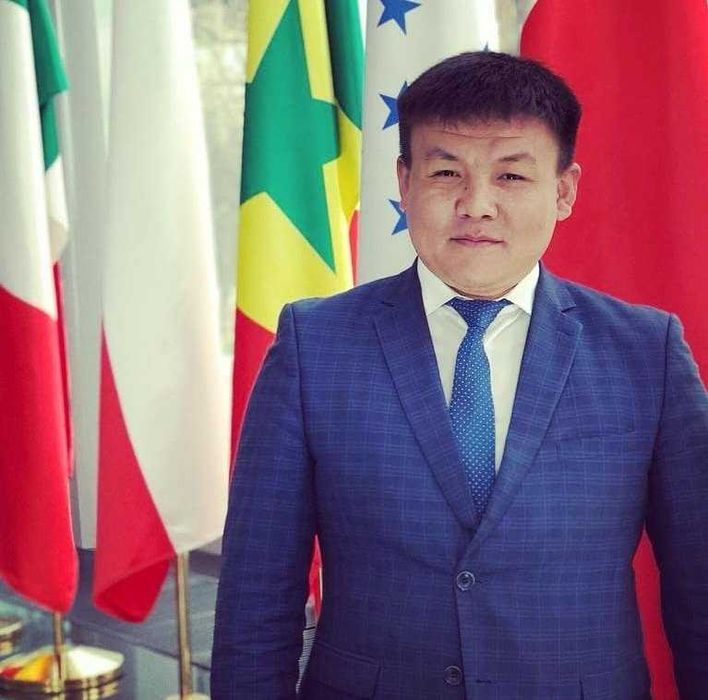 Юрист - Заңгер - Адвокат