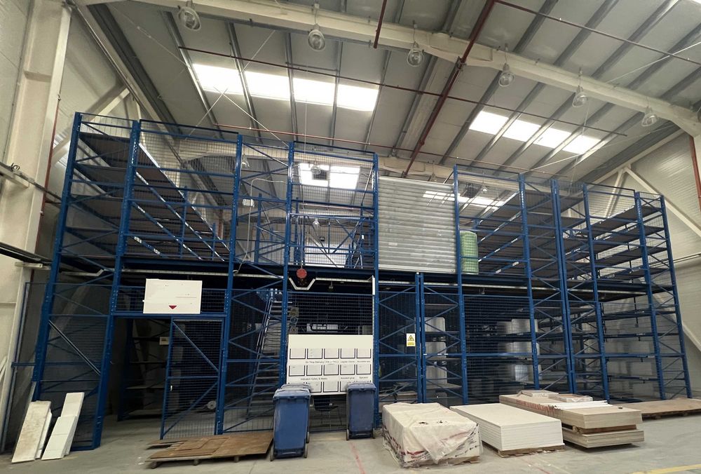 Rafturi industriale cu mezanin  -Demontate